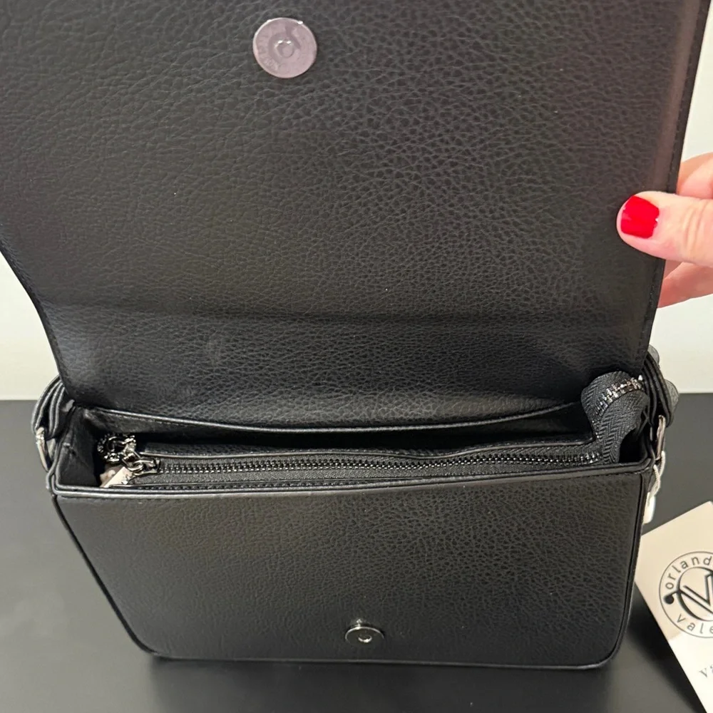 Orlandi Valentino Black Textured Crossbody Bag - Picture 7 of 11